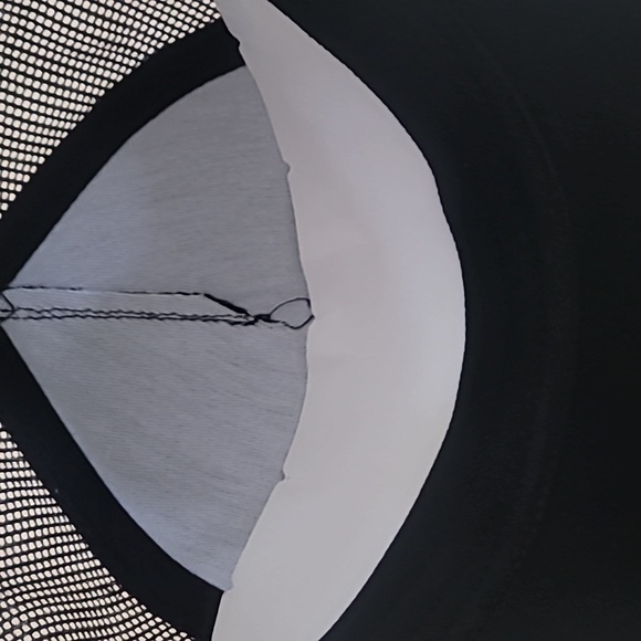 AMIRI BLACK STAR HAT - Picture 6 of 8